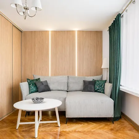 Appartement Wola Anielewicza Deluxe By Bookinghost *