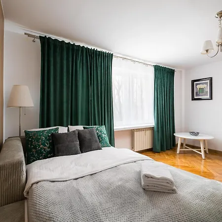 Appartement Wola Anielewicza Deluxe By Bookinghost Warschau